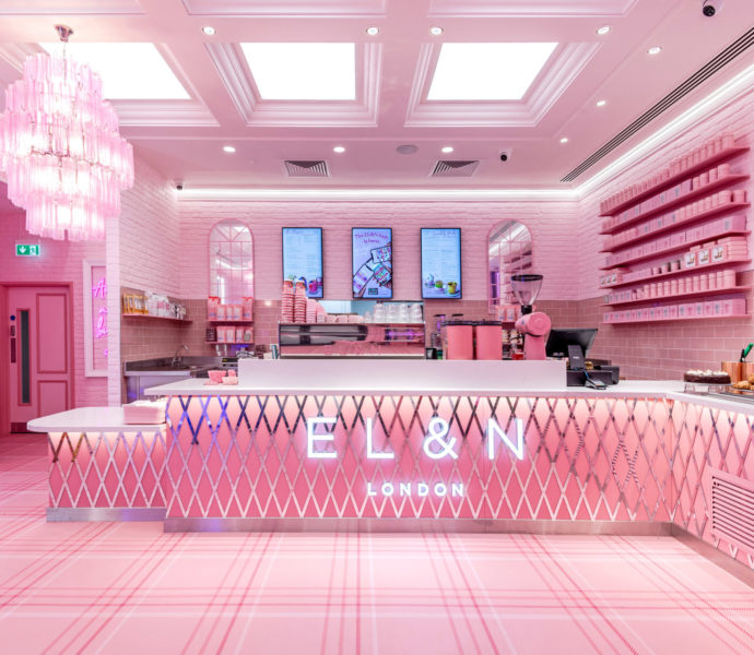 A pink dessert parlour with a 1950s aesthetic.